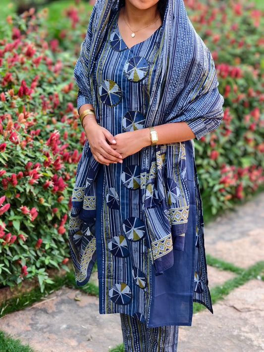 Neeli's traditional indigo blue ajrakh motifs cotton kurti set with dupatta (K03AJ02IB)