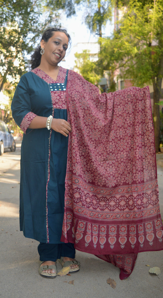 Neeli's Teal Green Ajrakh Kurti Set with deep wine ajrakh duppata(K03AJ08TG)