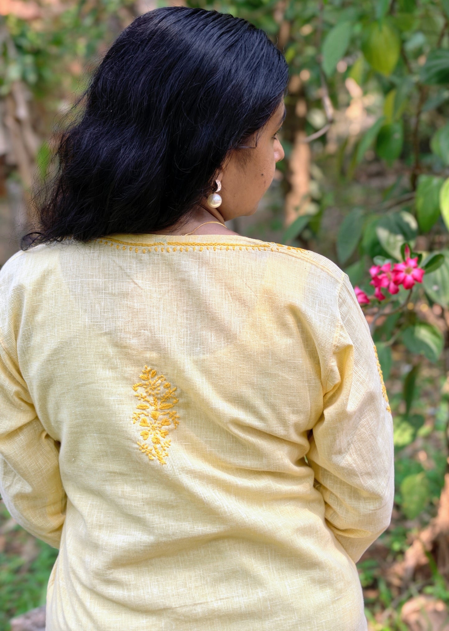 Neeli's Hand Embroidered Lucknowi Chikankari Kota Cotton Straight Kurta (K01CK01BY)