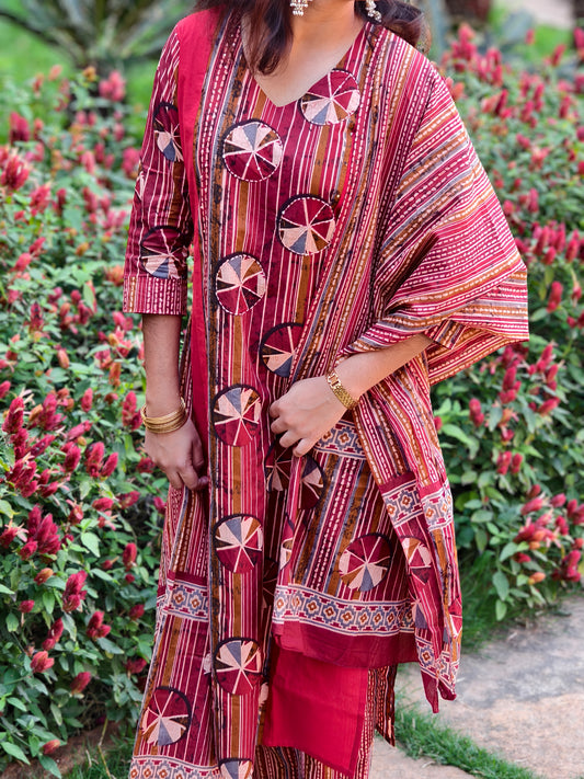 Neeli's traditional ajrakh motifs cotton kurti set with dupatta (K03AJ02MR)