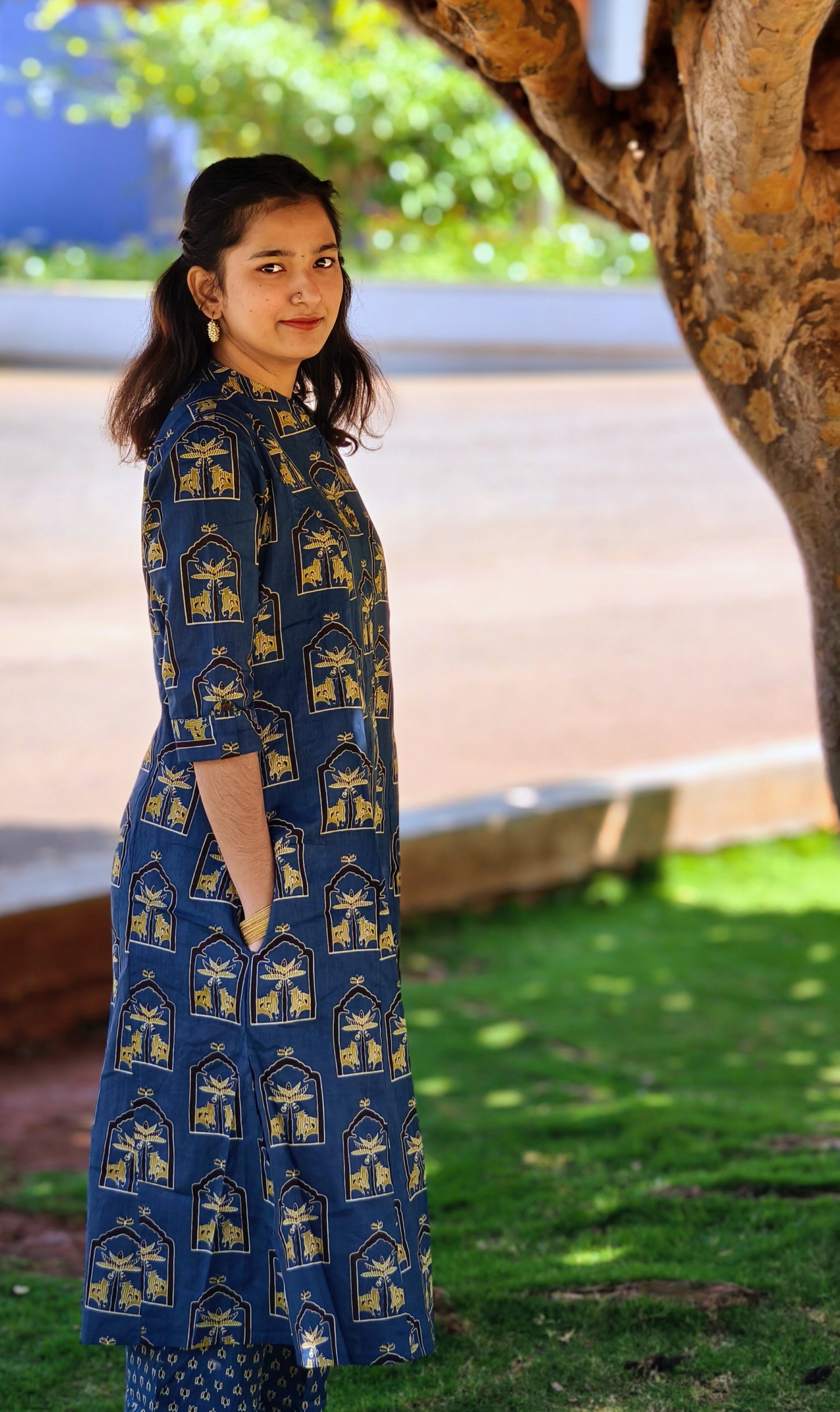 Neeli's block printed blue ajrakh kurti set (K02AJ06BU)