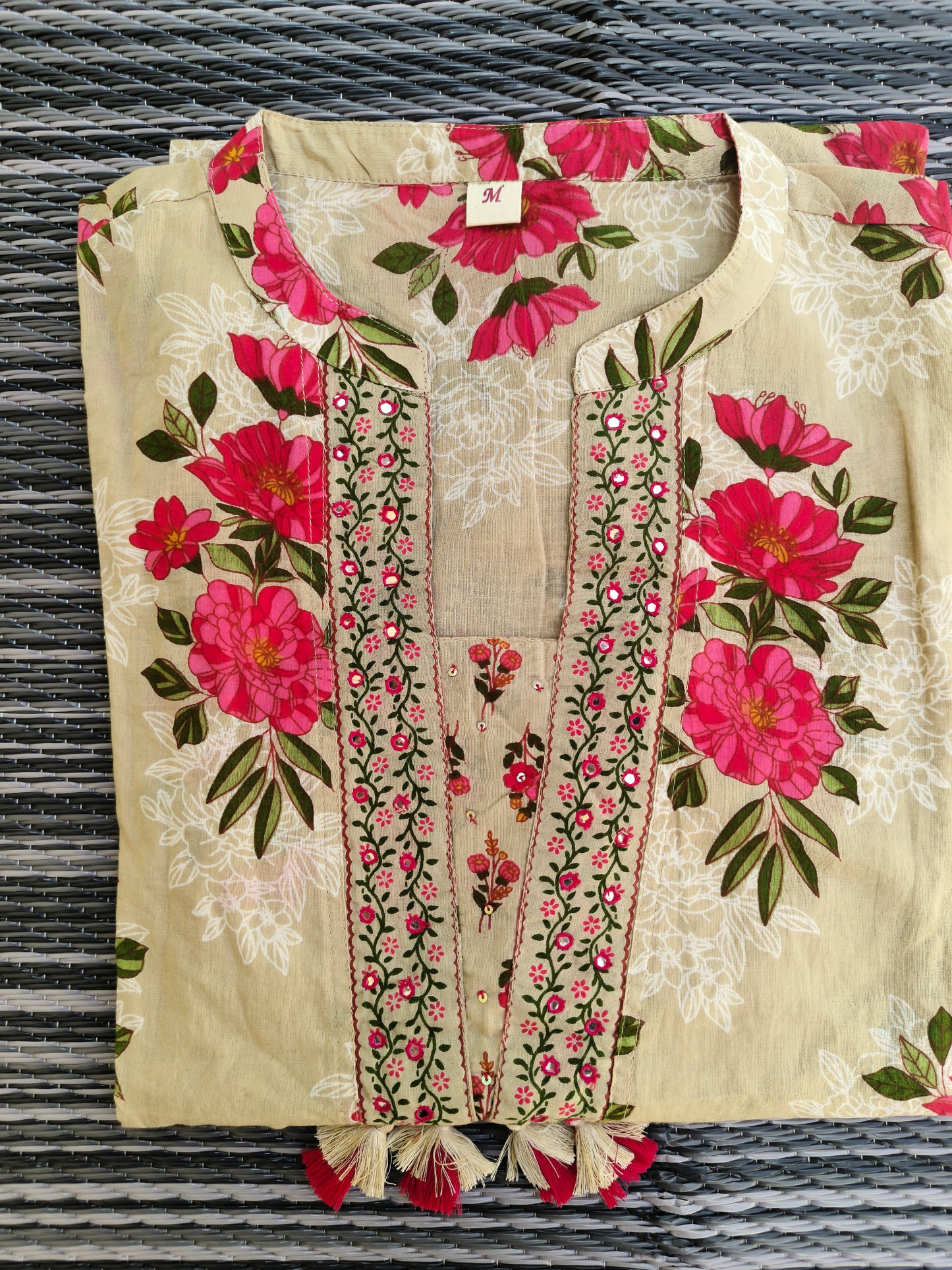 Neeli's floral cotton embroidered kurti set with dupatta (K03FP01BG)